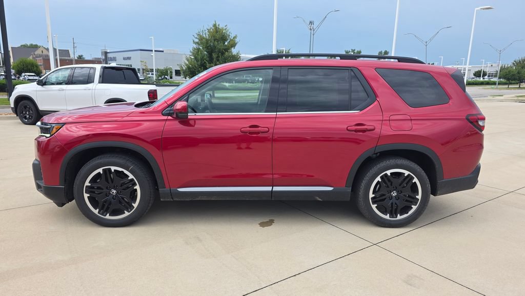 New 2026 Honda Pilot Touring video 2