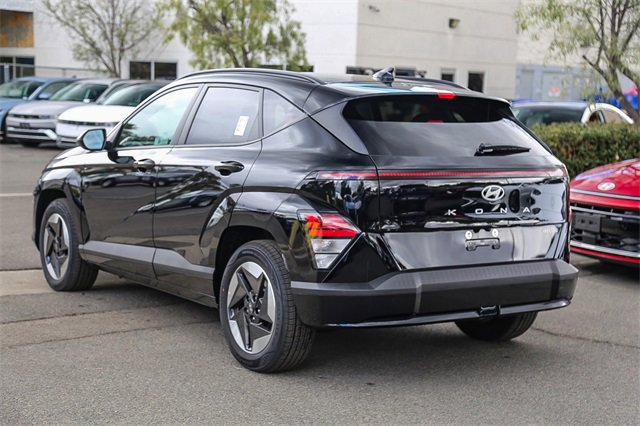 New 2025 Hyundai Kona SEL image 8