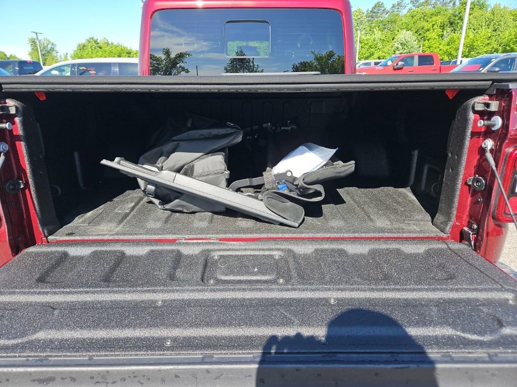Used 2021 Jeep Gladiator Rubicon AWD/4WD image 12