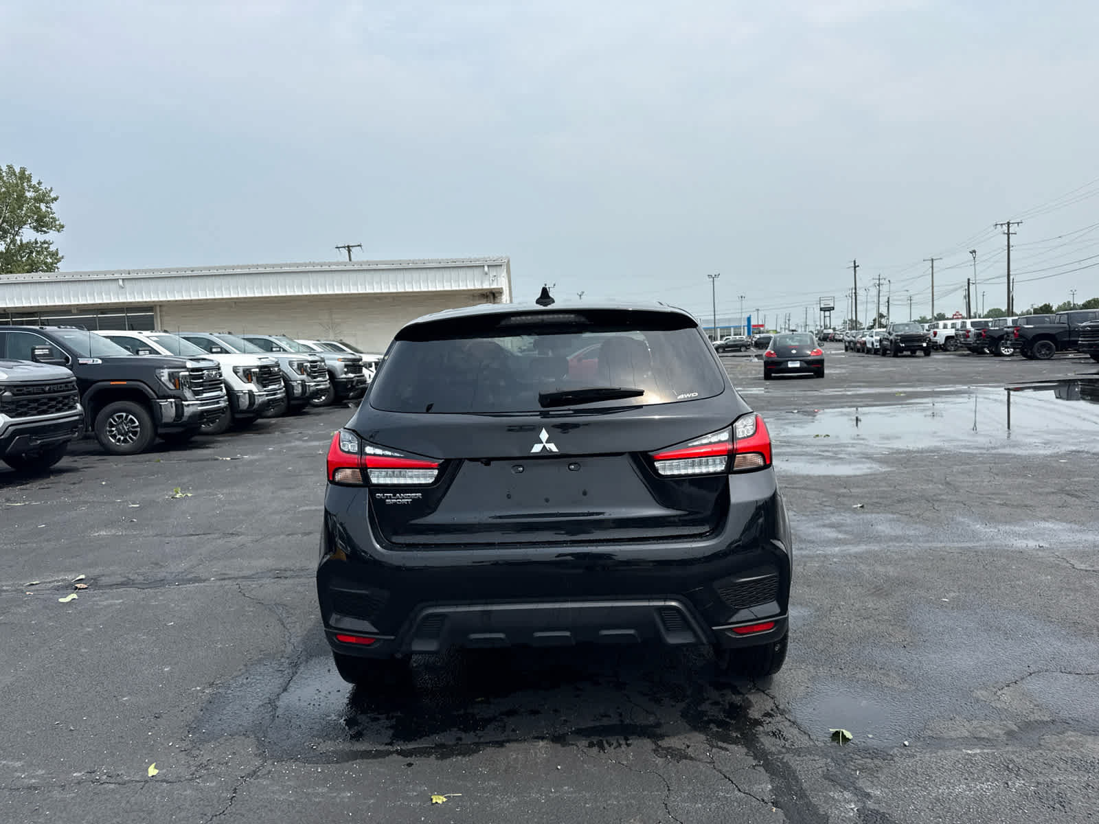 Used 2024 Mitsubishi Outlander Sport ES AWD/4WD image 4
