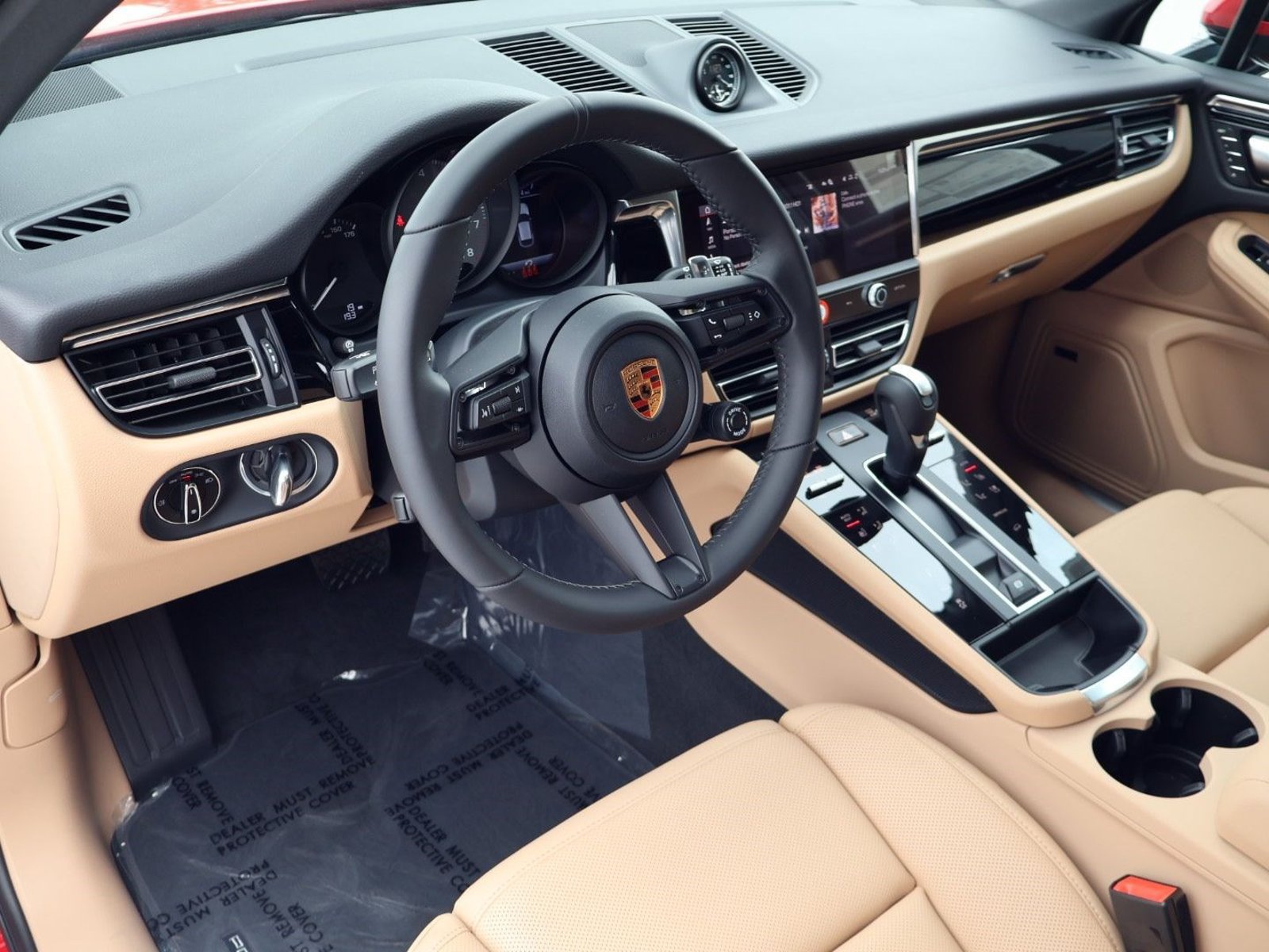 New 2026 Porsche Macan S AWD/4WD image 4