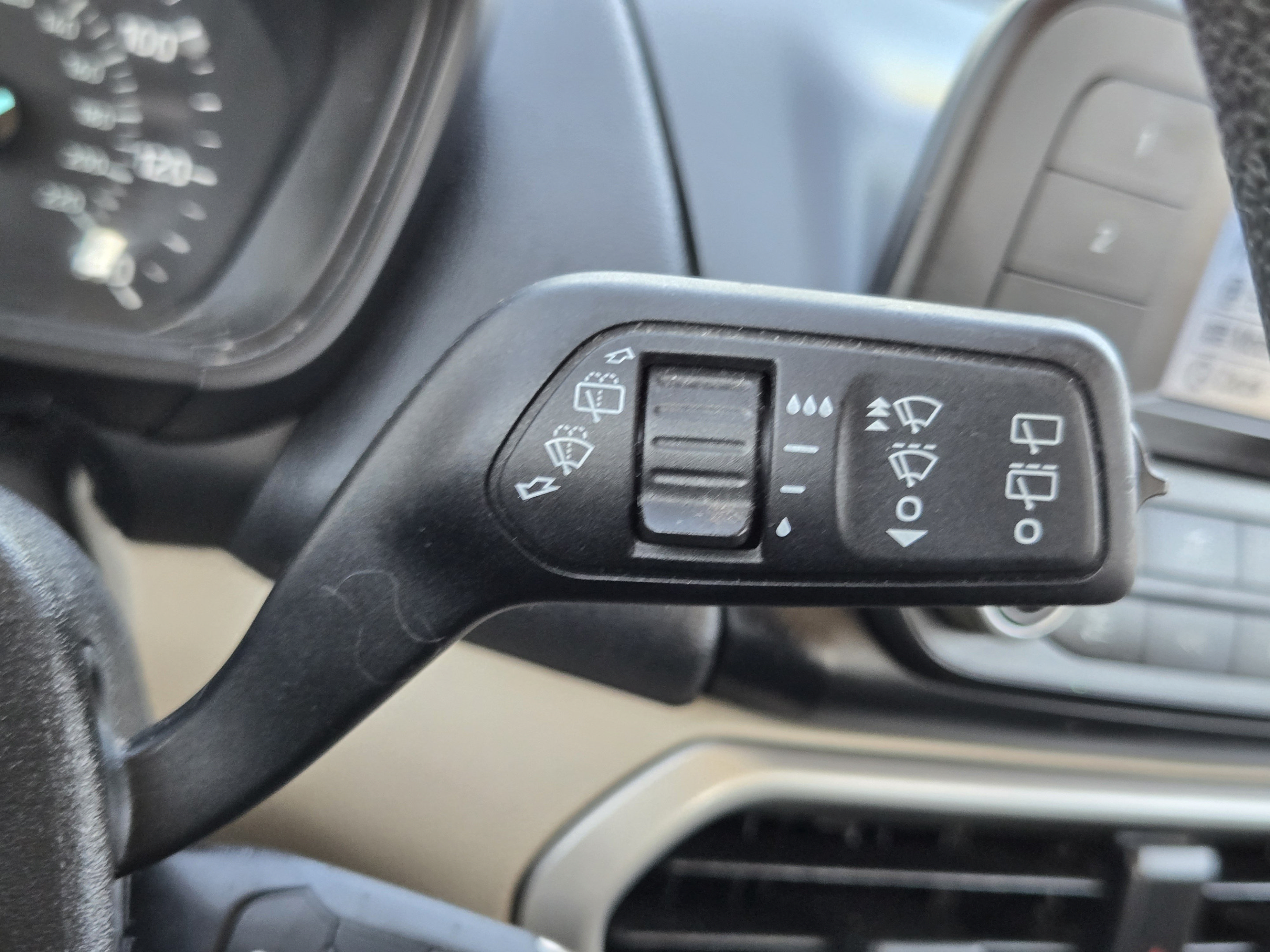 Used 2019 Ford EcoSport S FWD image 17