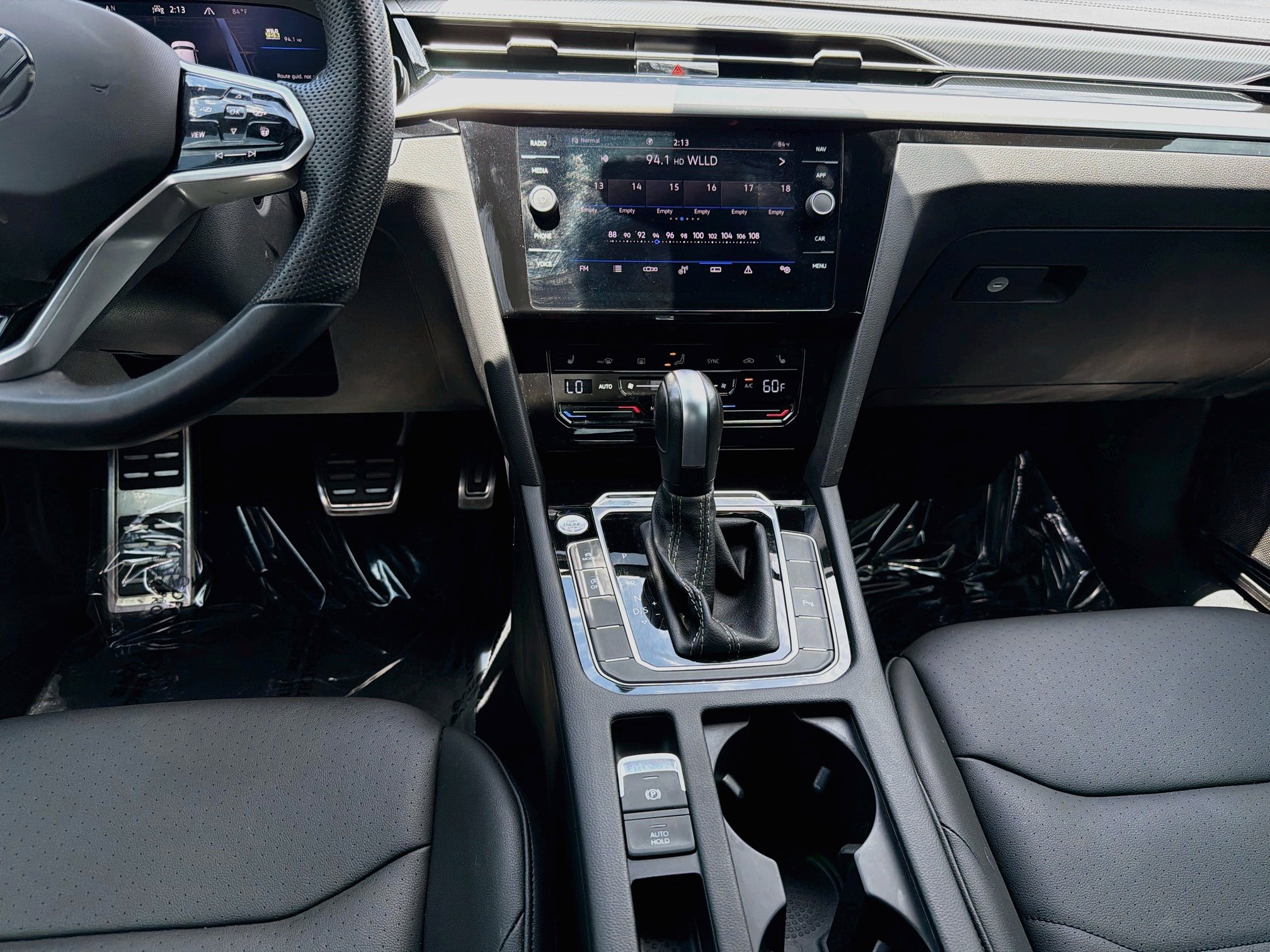 Certified 2023 Volkswagen Arteon SE FWD image 18