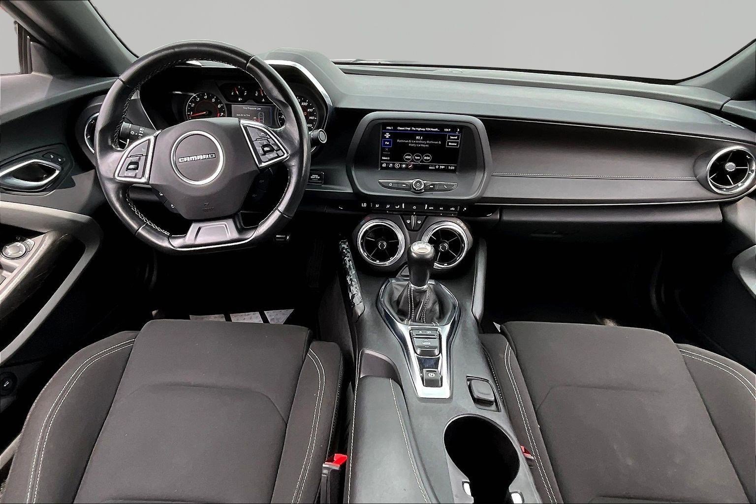Used 2024 Chevrolet Camaro LT RWD image 7