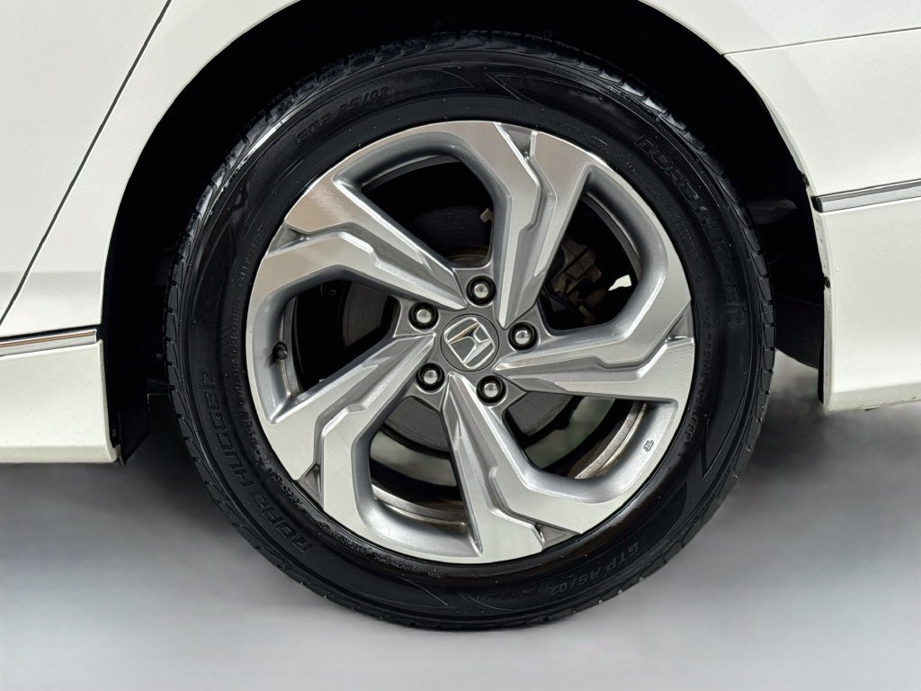 Used 2019 Honda Accord EX-L image 10