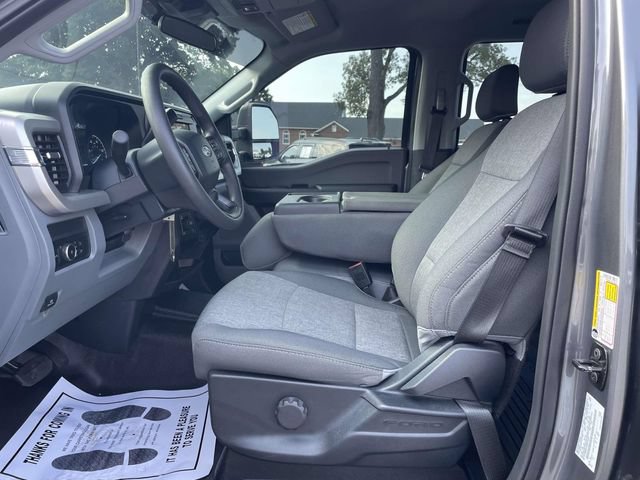 Certified 2025 Ford F250 XL w/ XL Off-Road Package AWD/4WD image 17
