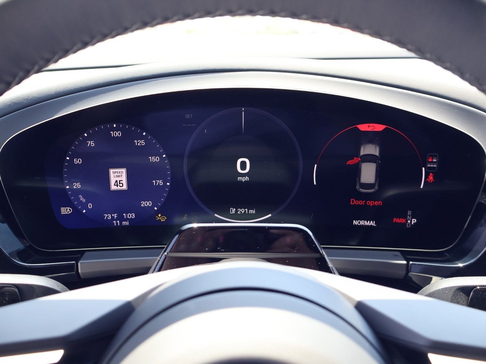 New 2026 Porsche Macan Turbo Electric RWD image 16