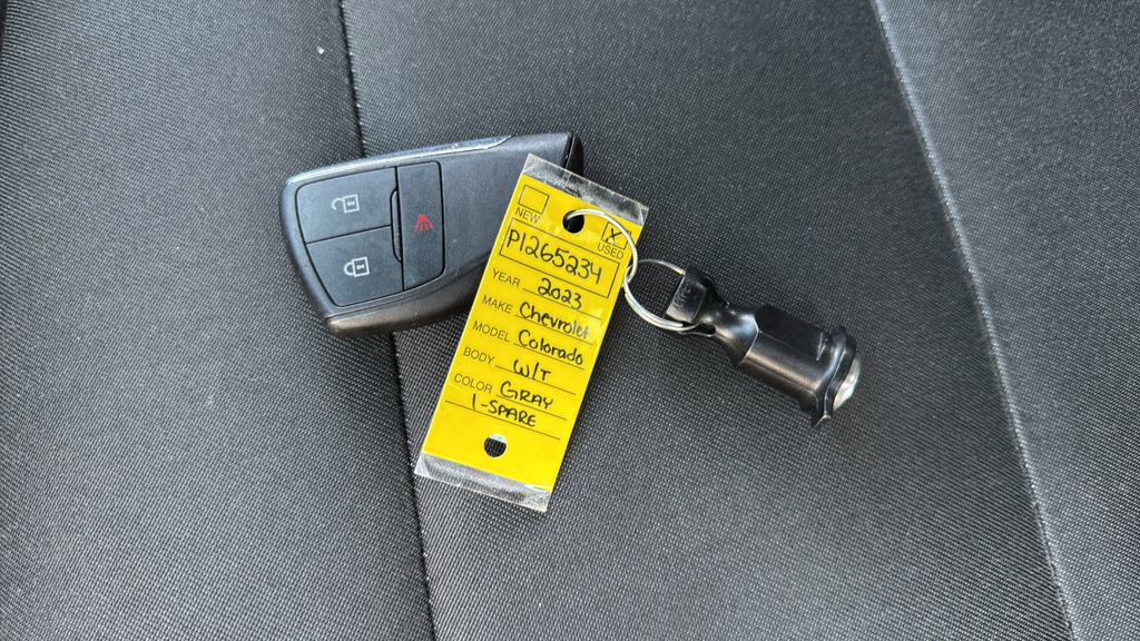 Certified 2023 Chevrolet Colorado W/T RWD image 25