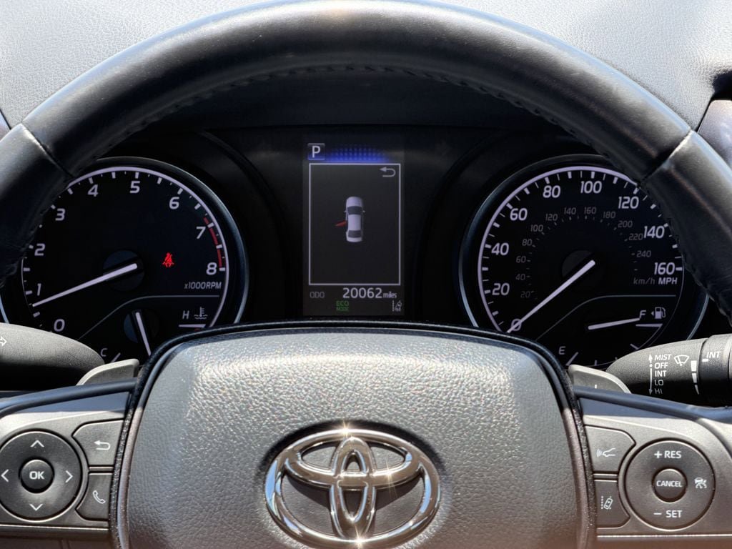 Used 2024 Toyota Camry SE FWD image 16