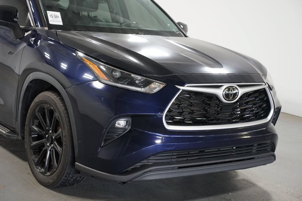 Used 2021 Toyota Highlander XLE FWD image 4
