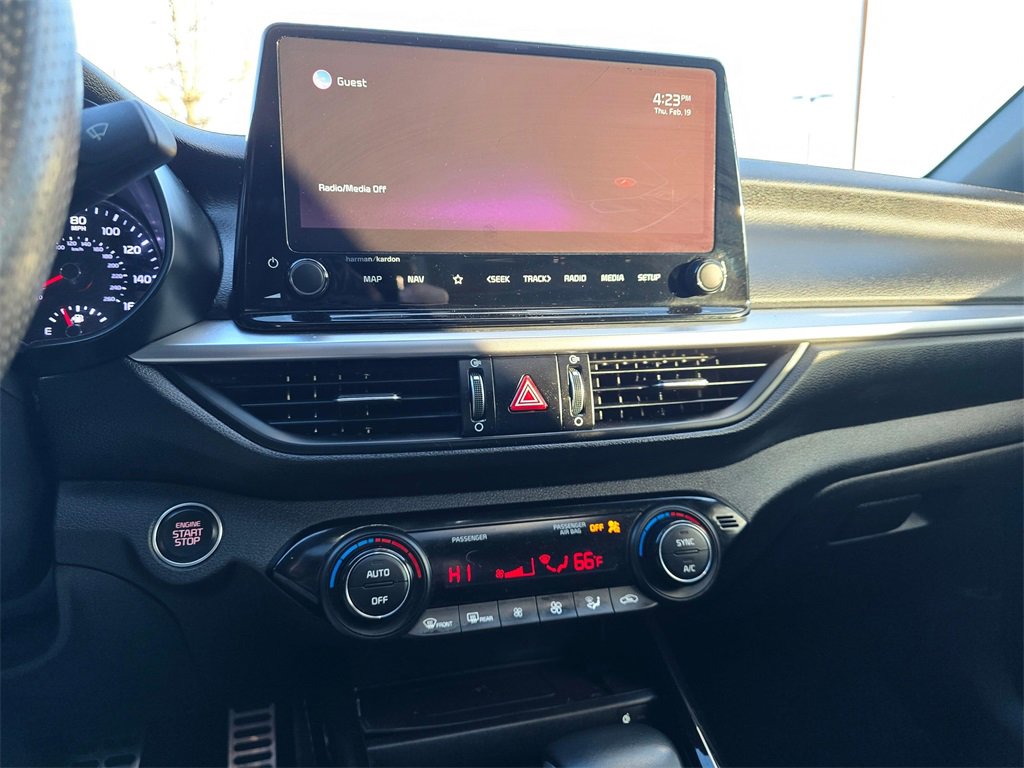 Used 2022 Kia Forte GT-Line w/ GT-Line Premium Package image 19