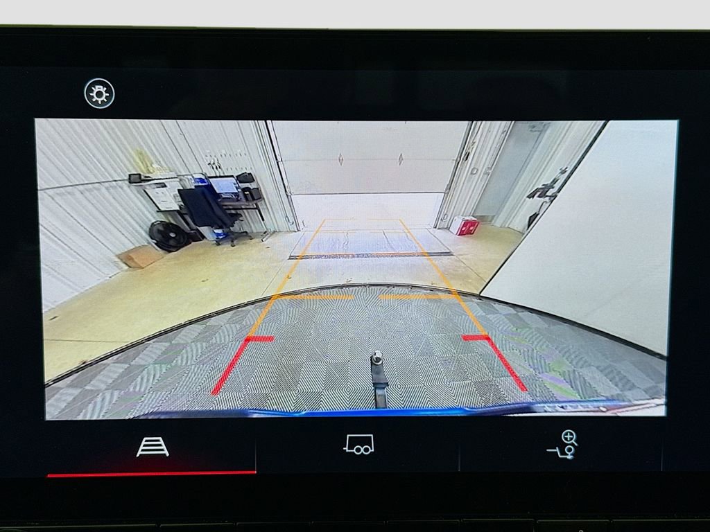 Used 2023 GMC Canyon Elevation w/ Convenience Package image 14