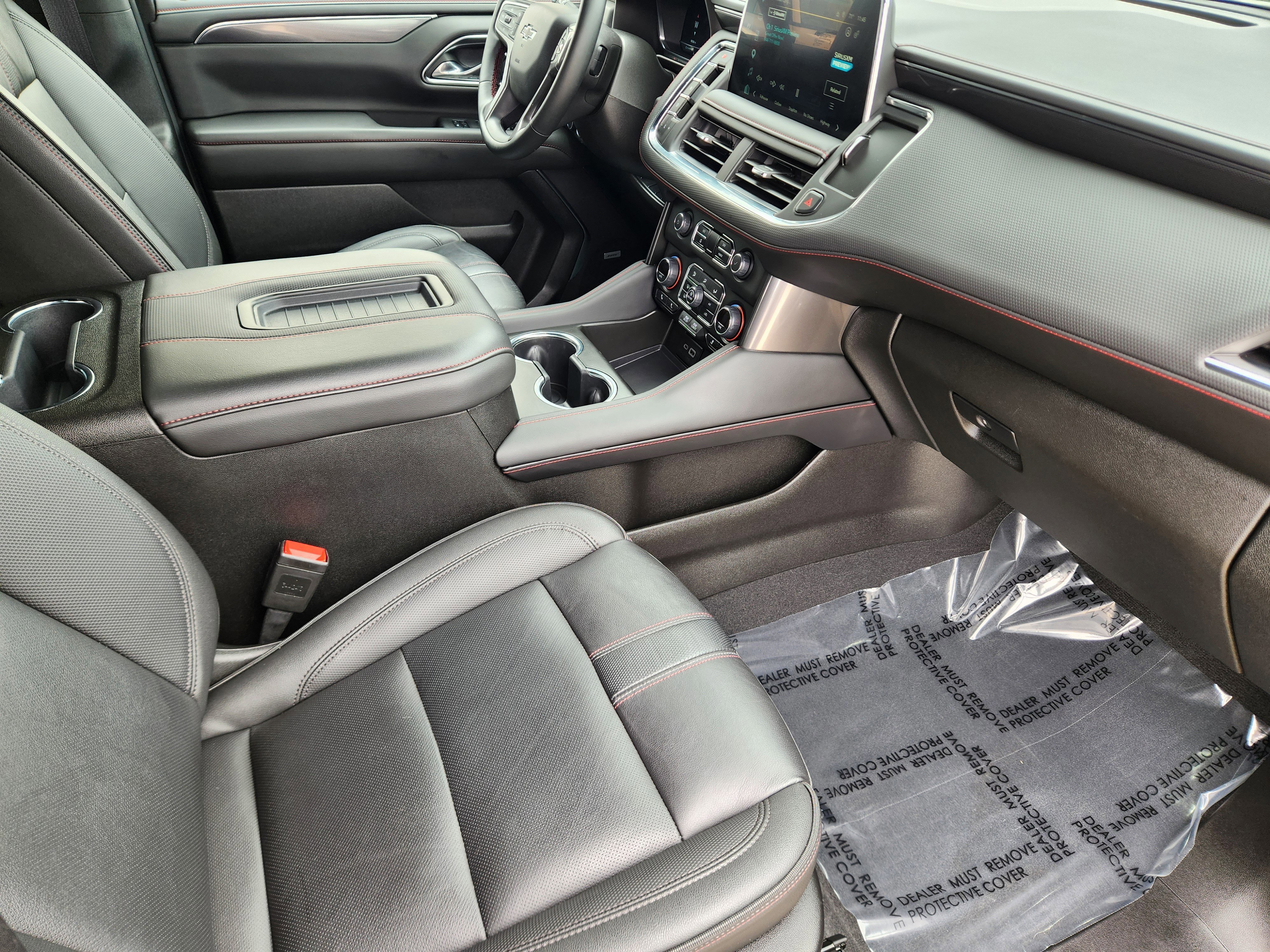 Used 2024 Chevrolet Suburban RST w/ Luxury Package AWD/4WD image 9