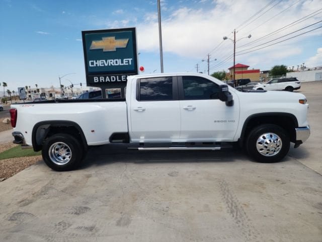 New 2026 Chevrolet Silverado 3500 LT w/ All Star Edition AWD/4WD image 3