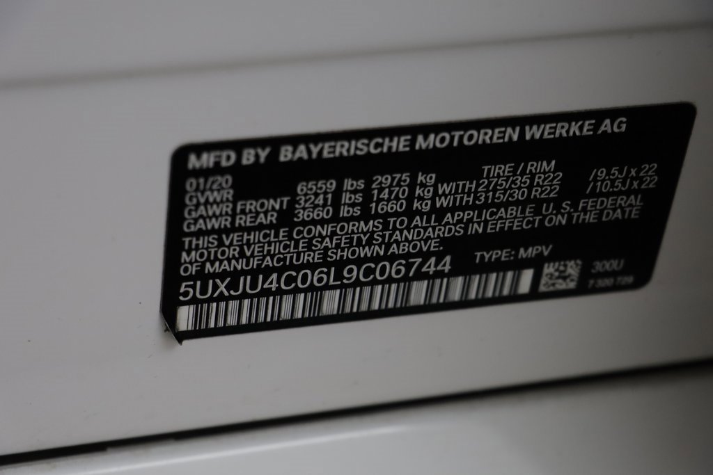 Used 2020 BMW X5 M50i w/ Premium Package image 22