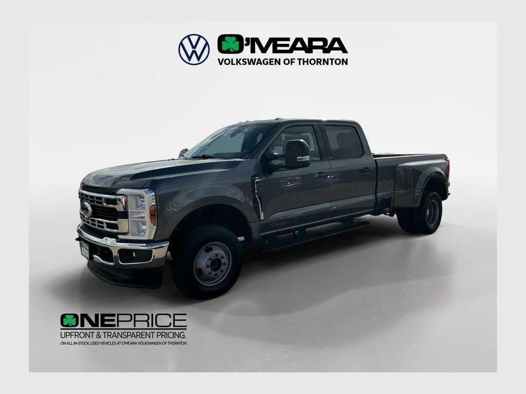 Used 2024 Ford F350 XLT image 1
