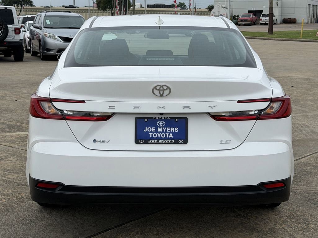 Used 2026 Toyota Camry LE FWD image 8