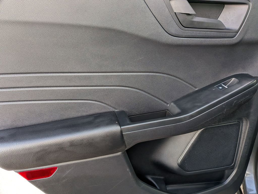 Used 2025 Ford Escape Active image 25
