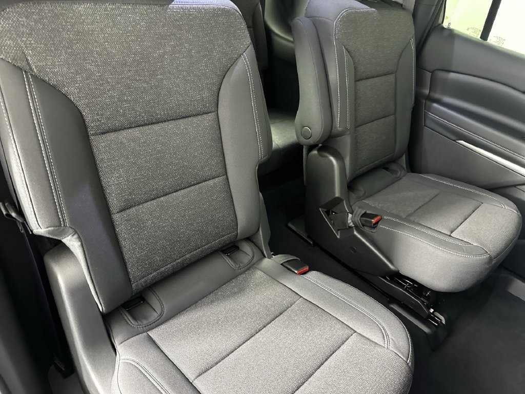 New 2027 Chevrolet Traverse LT AWD/4WD image 27
