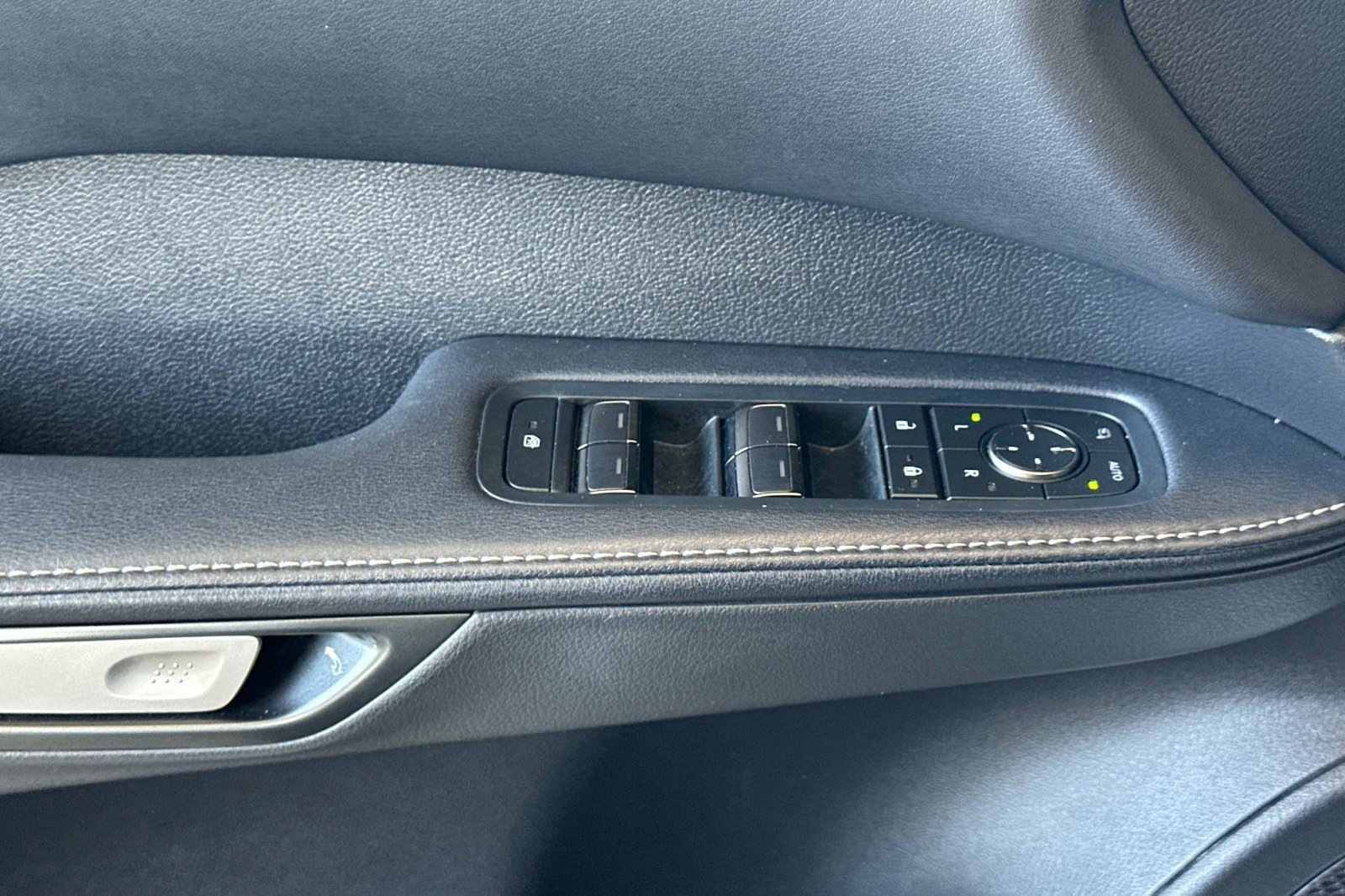 Certified 2025 Lexus RX 350h AWD/4WD image 14