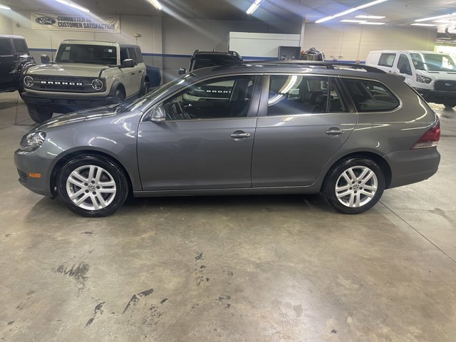 Used 2010 Volkswagen Jetta TDI FWD image 5