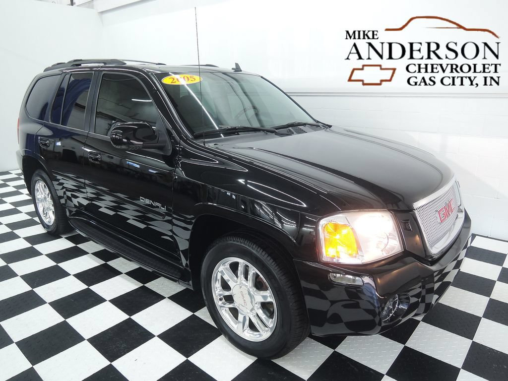 Used 2007 GMC Envoy Denali AWD/4WD image 1
