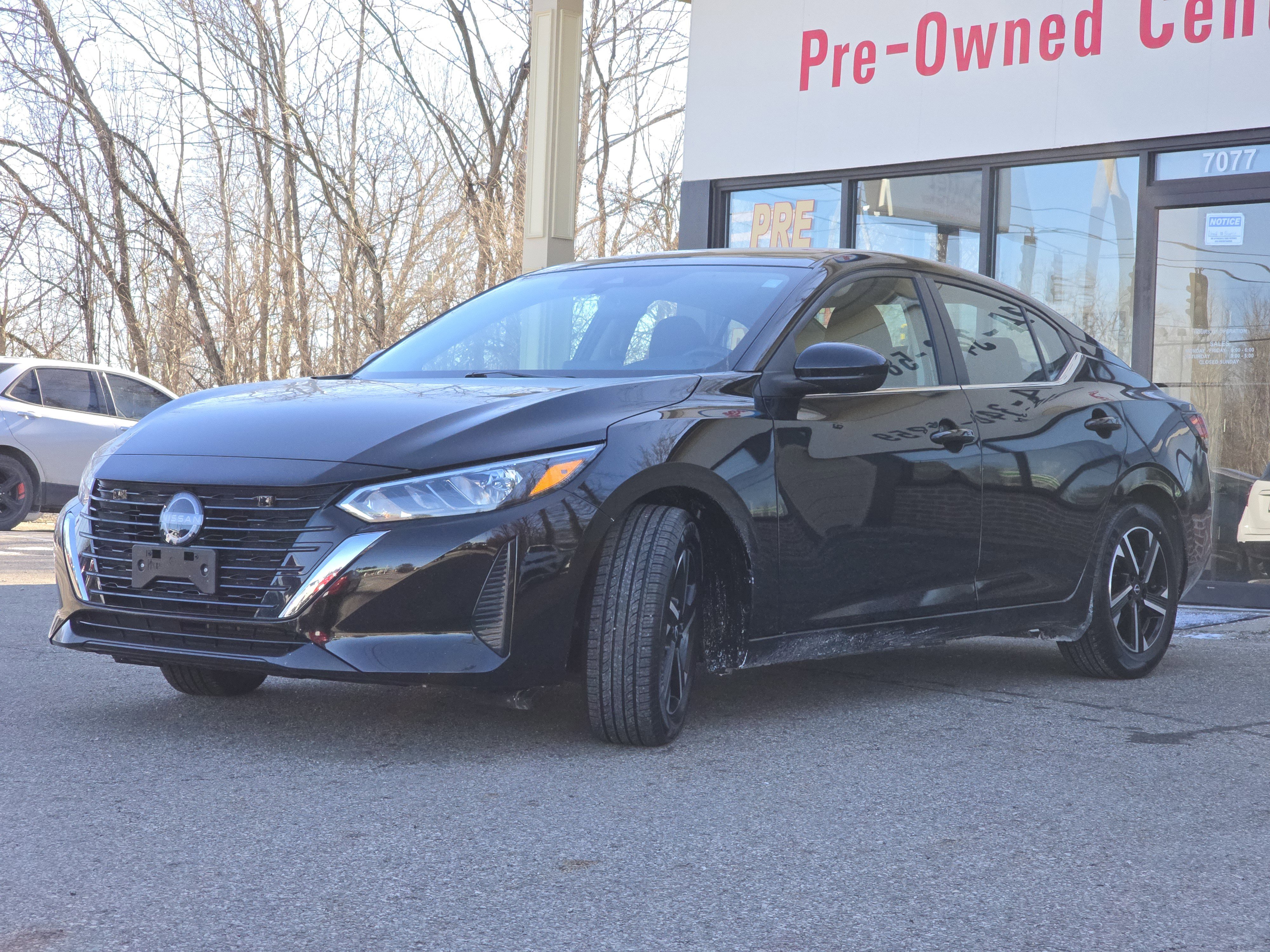 Used 2024 Nissan Sentra SV image 3