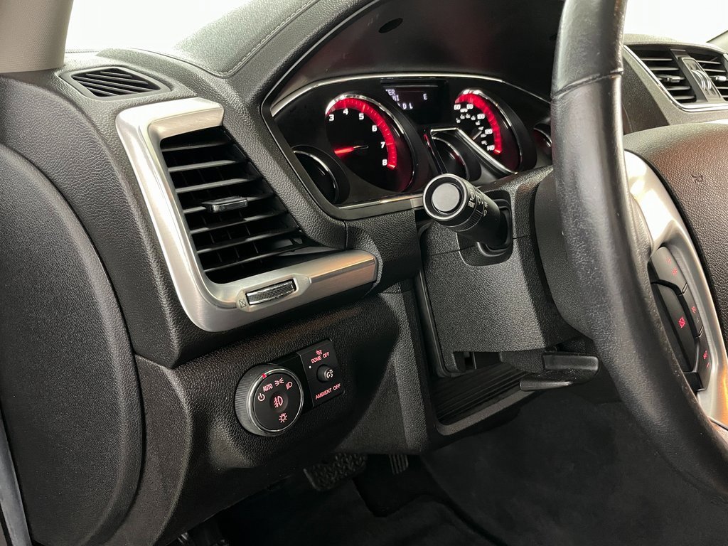 Used 2016 GMC Acadia SLT w/ Open Road Package image 27