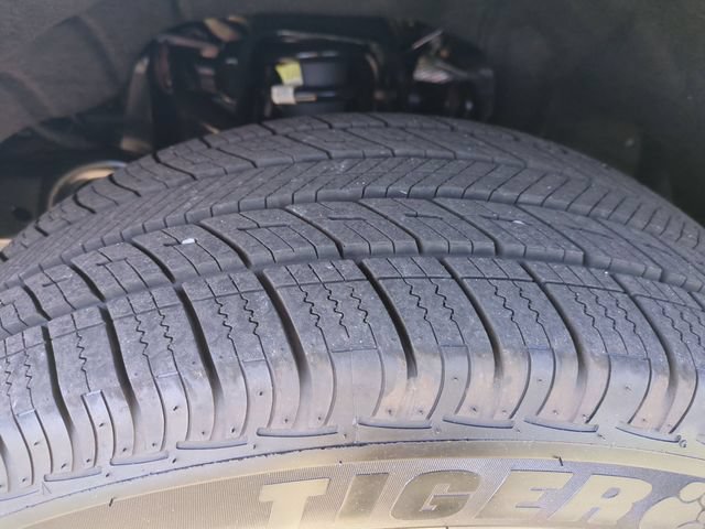 Used 2021 GMC Canyon Elevation w/ Trailering Package AWD/4WD image 11