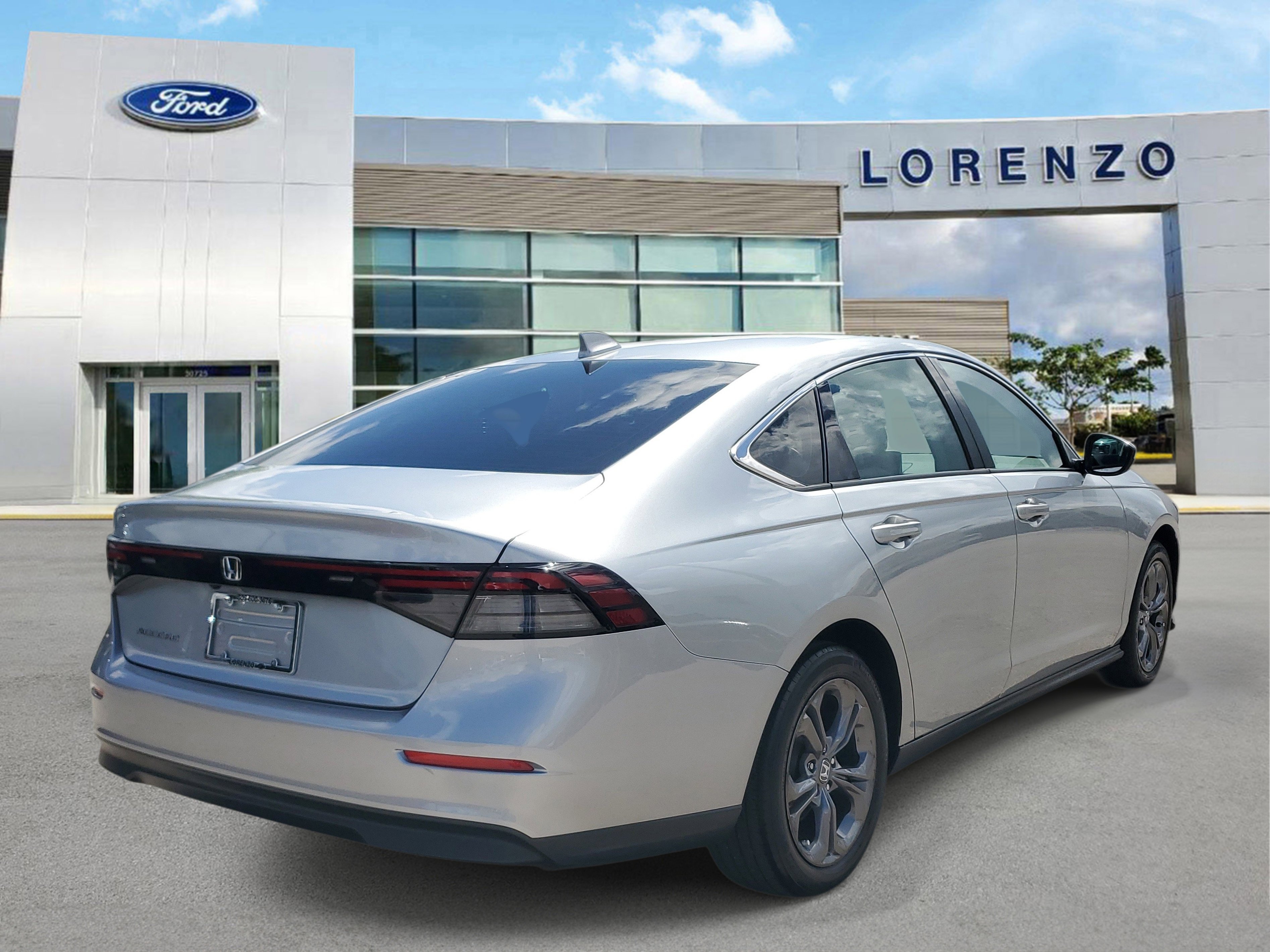 Used 2024 Honda Accord EX image 5