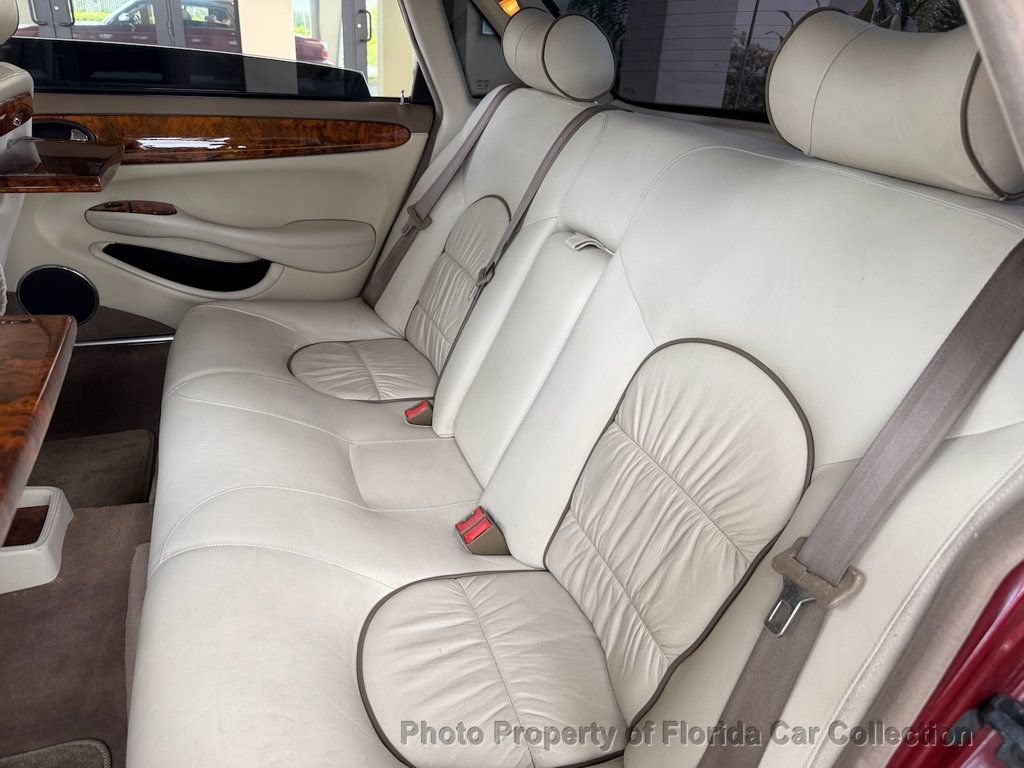 Used 1999 Jaguar XJ8 L RWD image 48