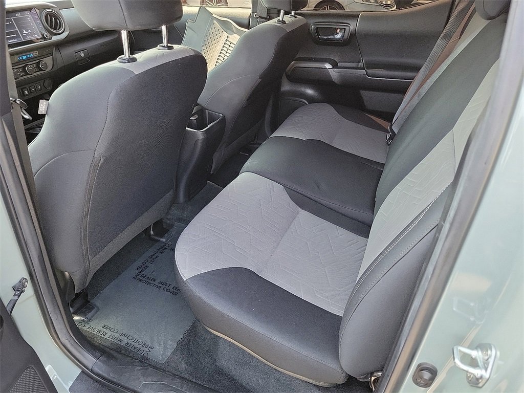 Used 2023 Toyota Tacoma TRD Off-Road image 19