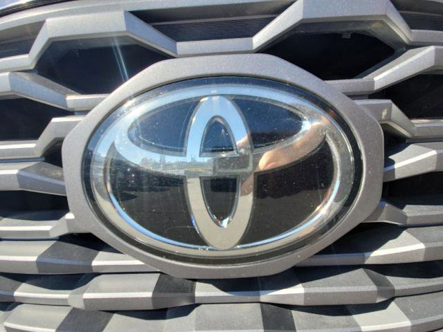 Used 2022 Toyota Tacoma TRD Sport w/ Technology Package AWD/4WD image 29