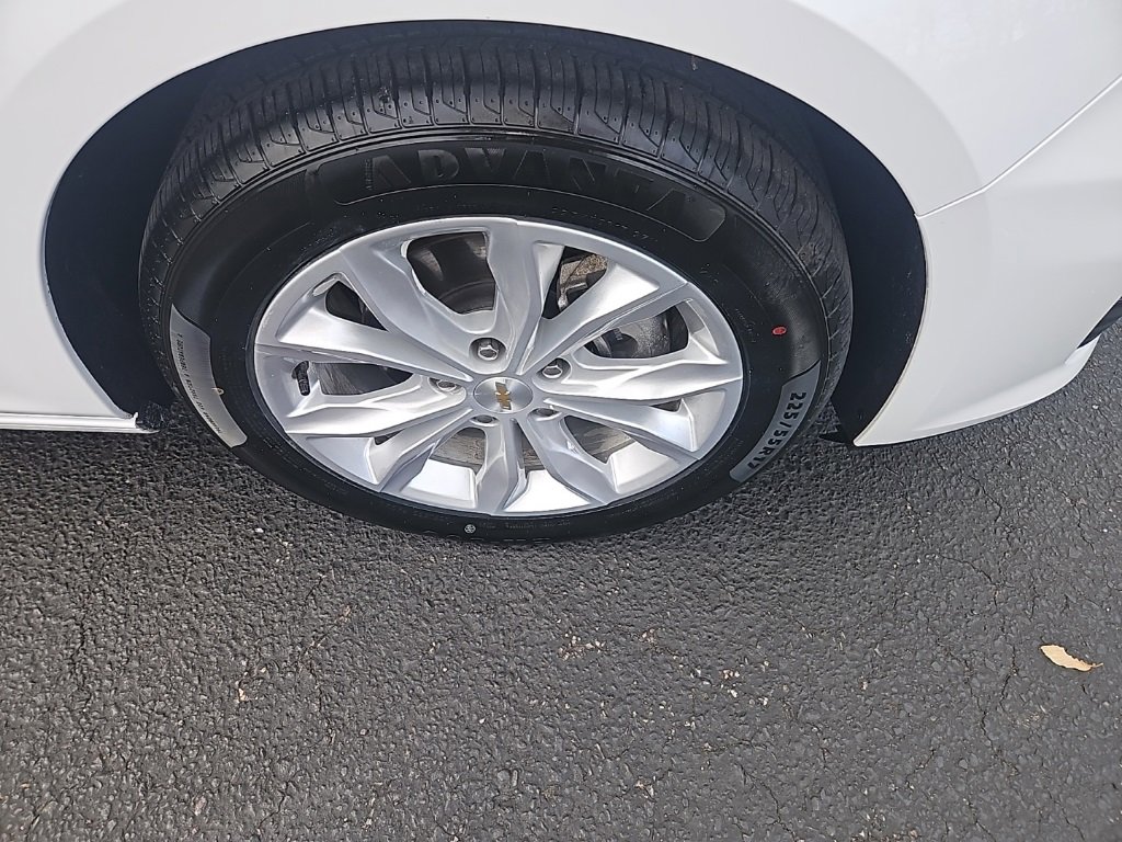 Used 2024 Chevrolet Malibu LT image 10