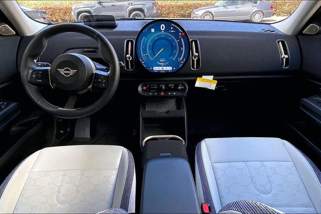 Certified 2025 MINI Cooper Countryman S w/ Comfort Package Max image 17