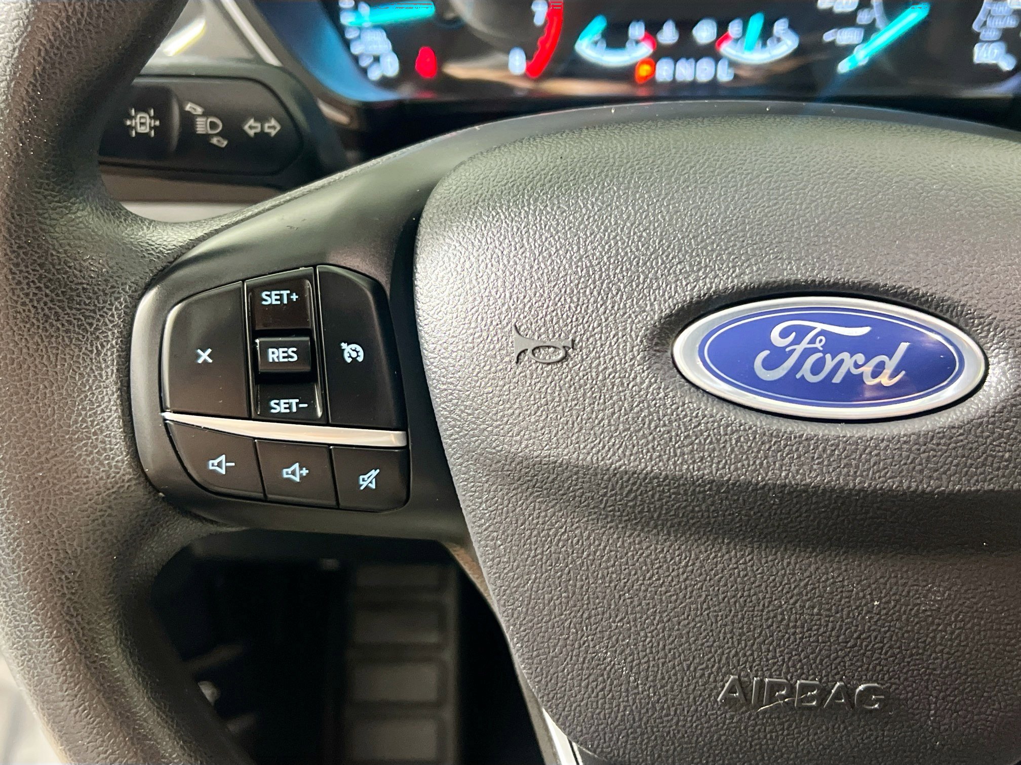 Used 2022 Ford Escape S image 18
