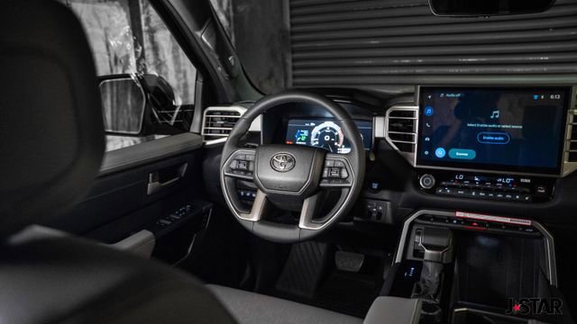 Used 2025 Toyota Tundra Limited image 5