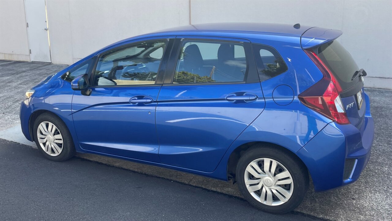 Used 2016 Honda Fit LX image 3