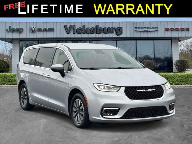 Used 2023 Chrysler Pacifica Touring-L FWD 360° Tour