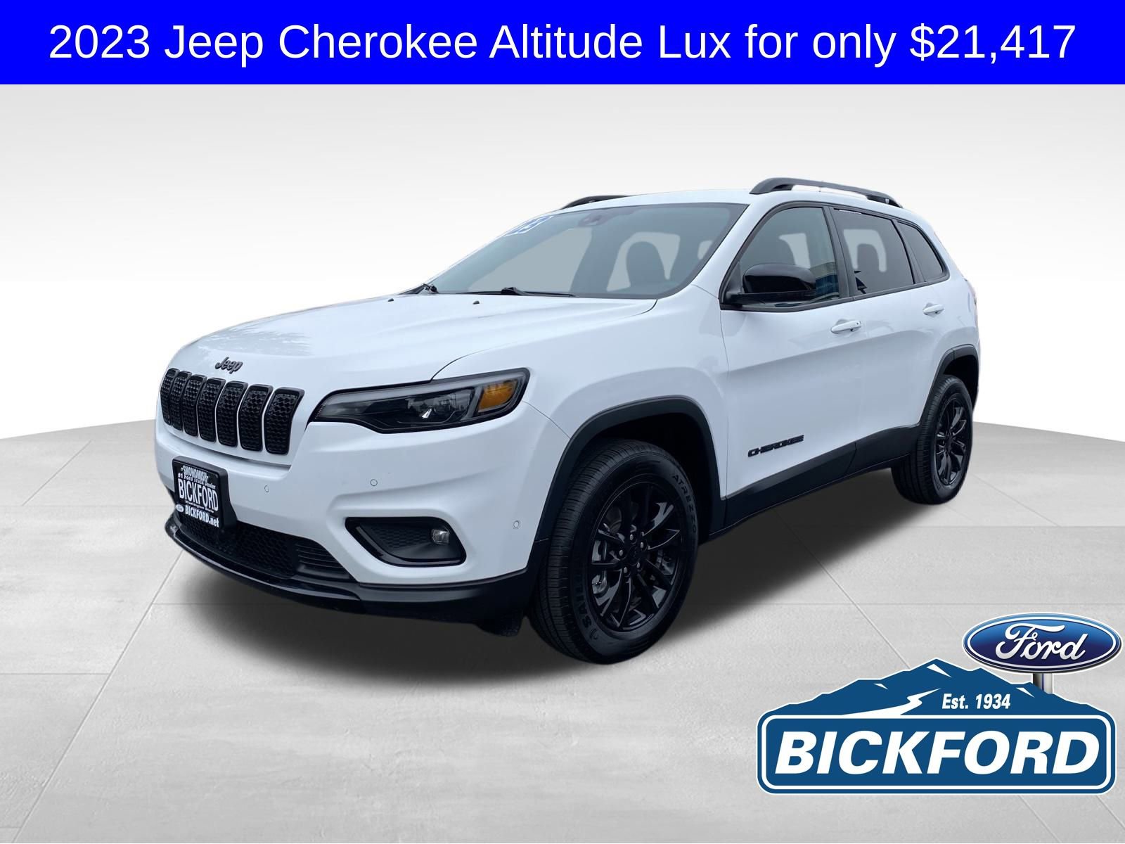Used 2023 Jeep Cherokee Altitude Lux