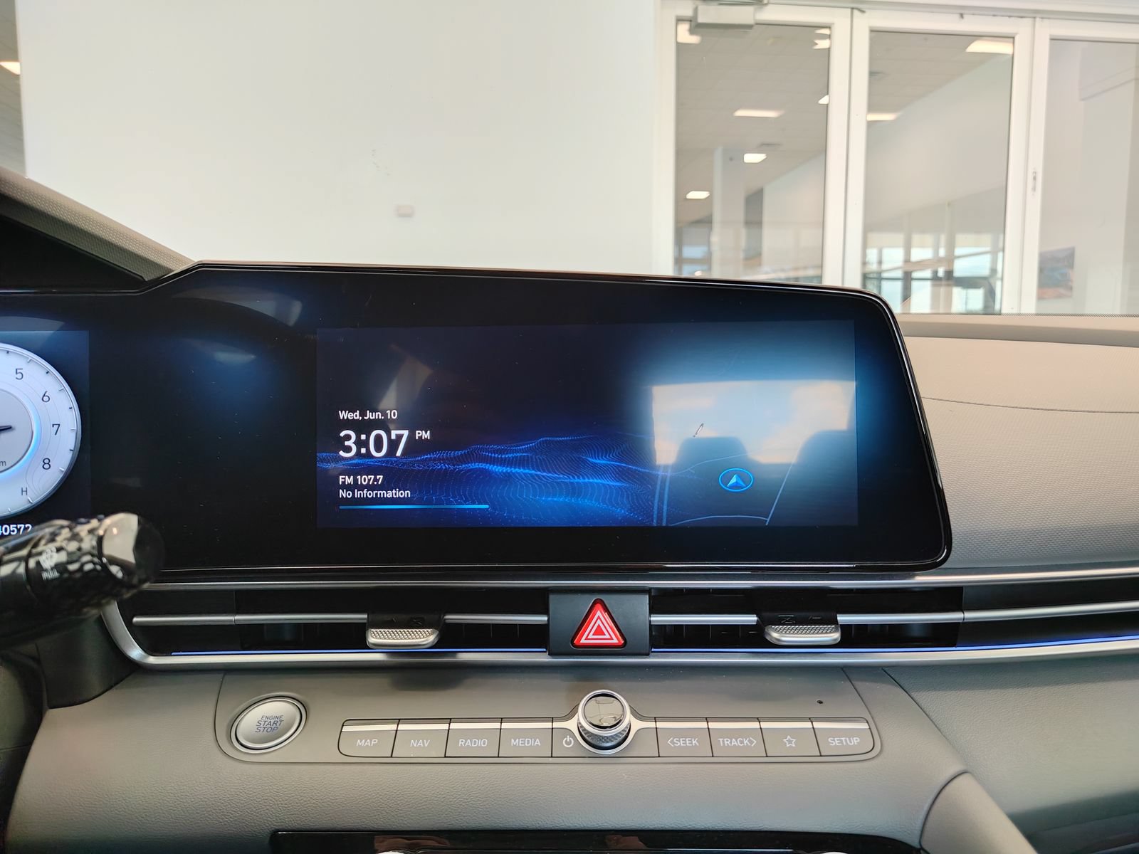 Used 2024 Hyundai Elantra SEL FWD image 20