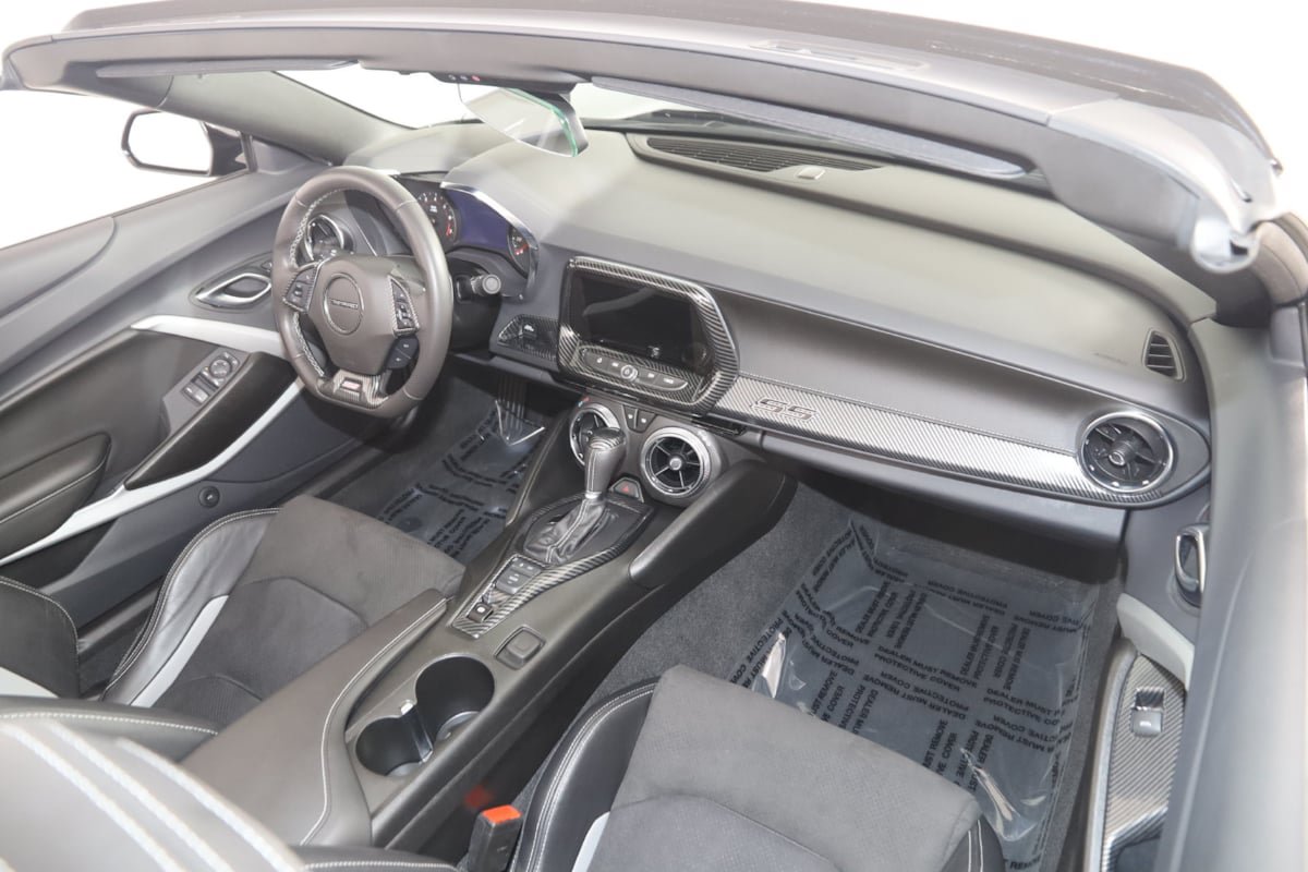 Used 2023 Chevrolet Camaro SS RWD image 16