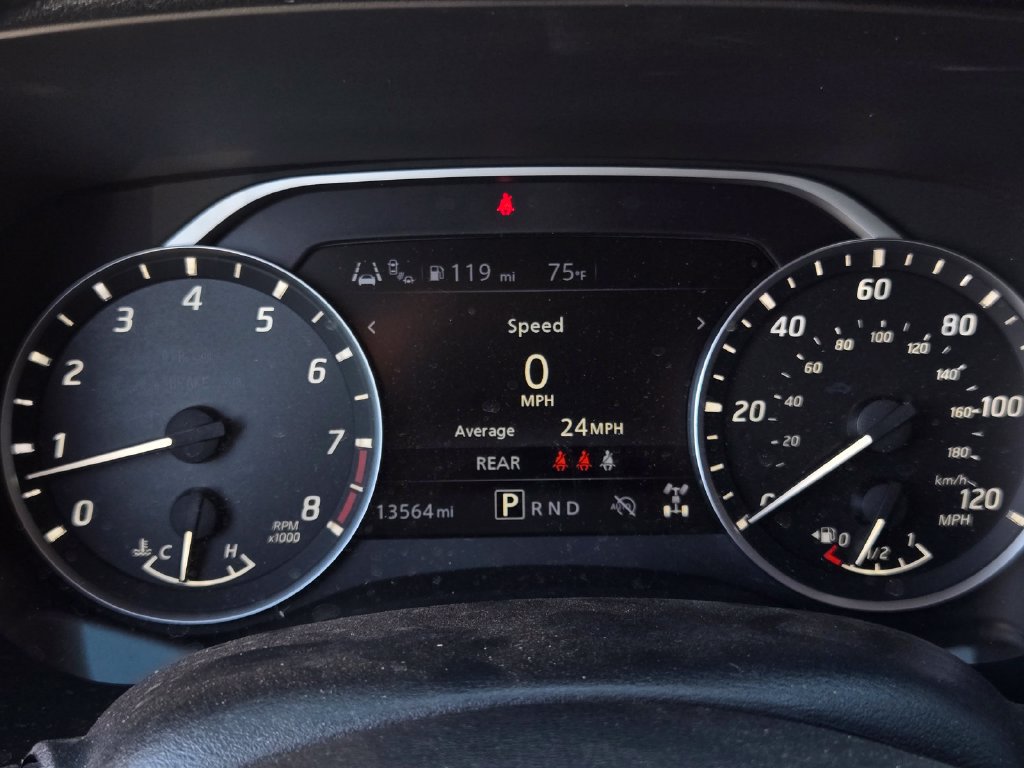 Used 2024 Nissan Frontier SL w/ Technology Package AWD/4WD image 25