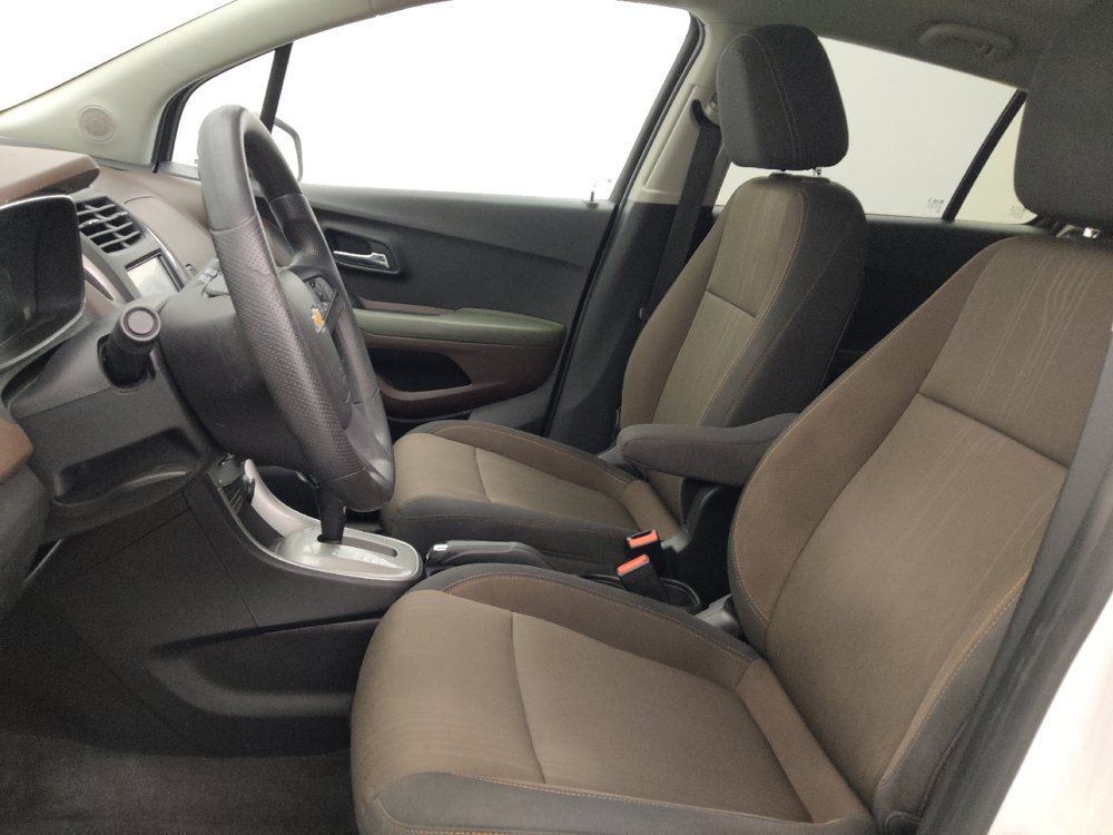 Used 2016 Chevrolet Trax LT FWD image 17