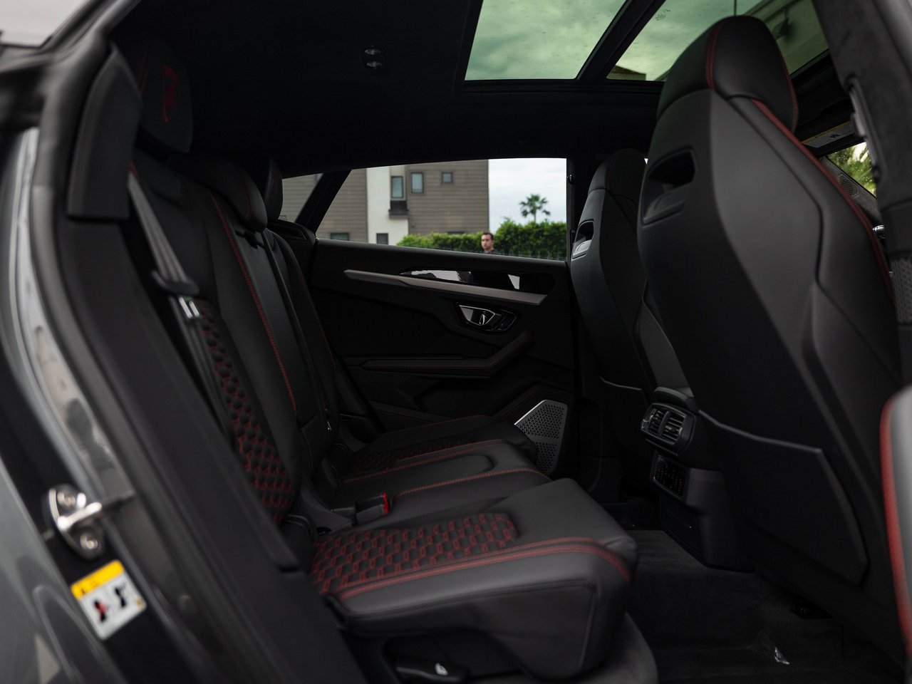 Used 2020 Lamborghini Urus image 25