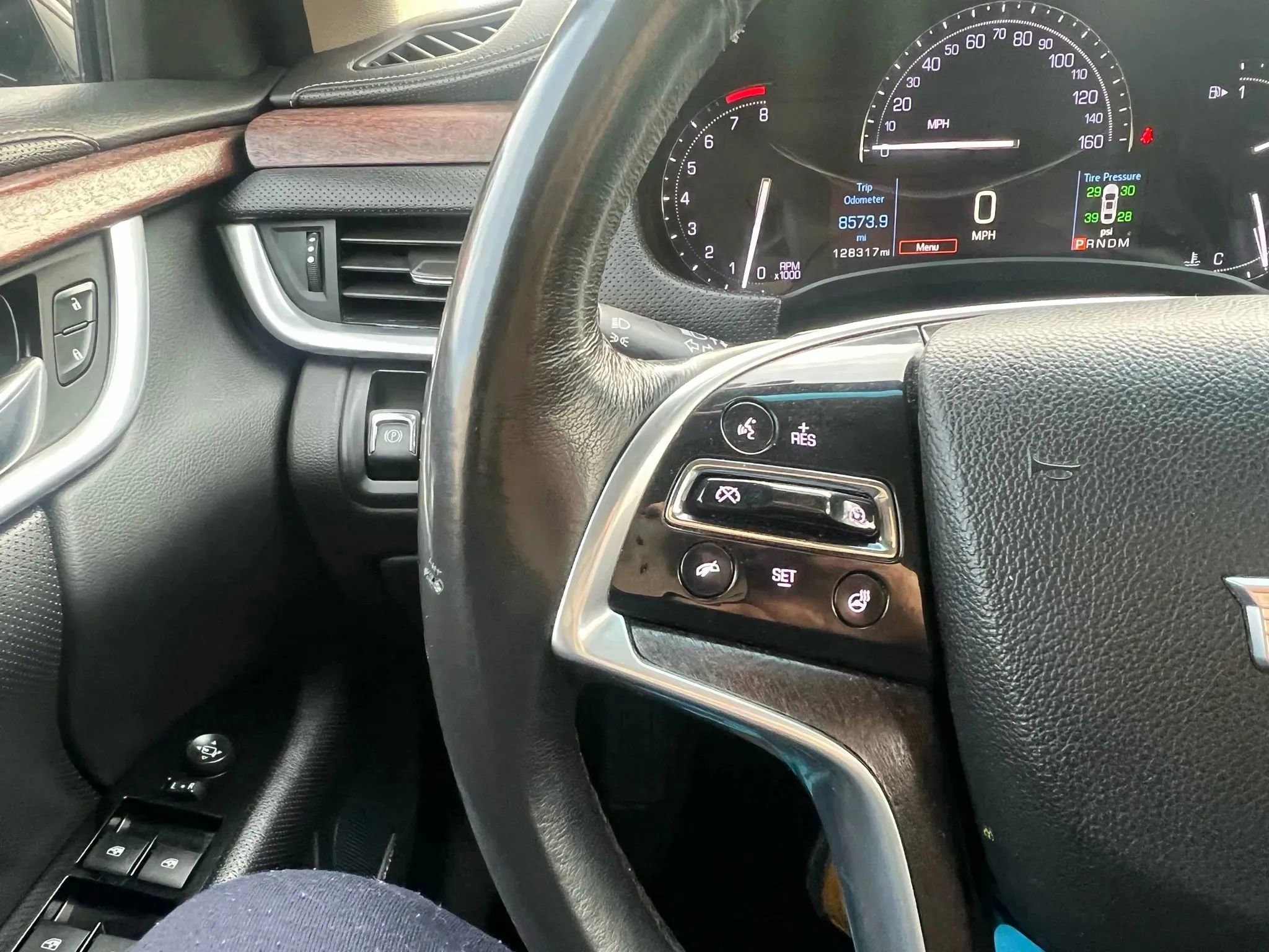 Used 2019 Cadillac XTS Luxury image 14