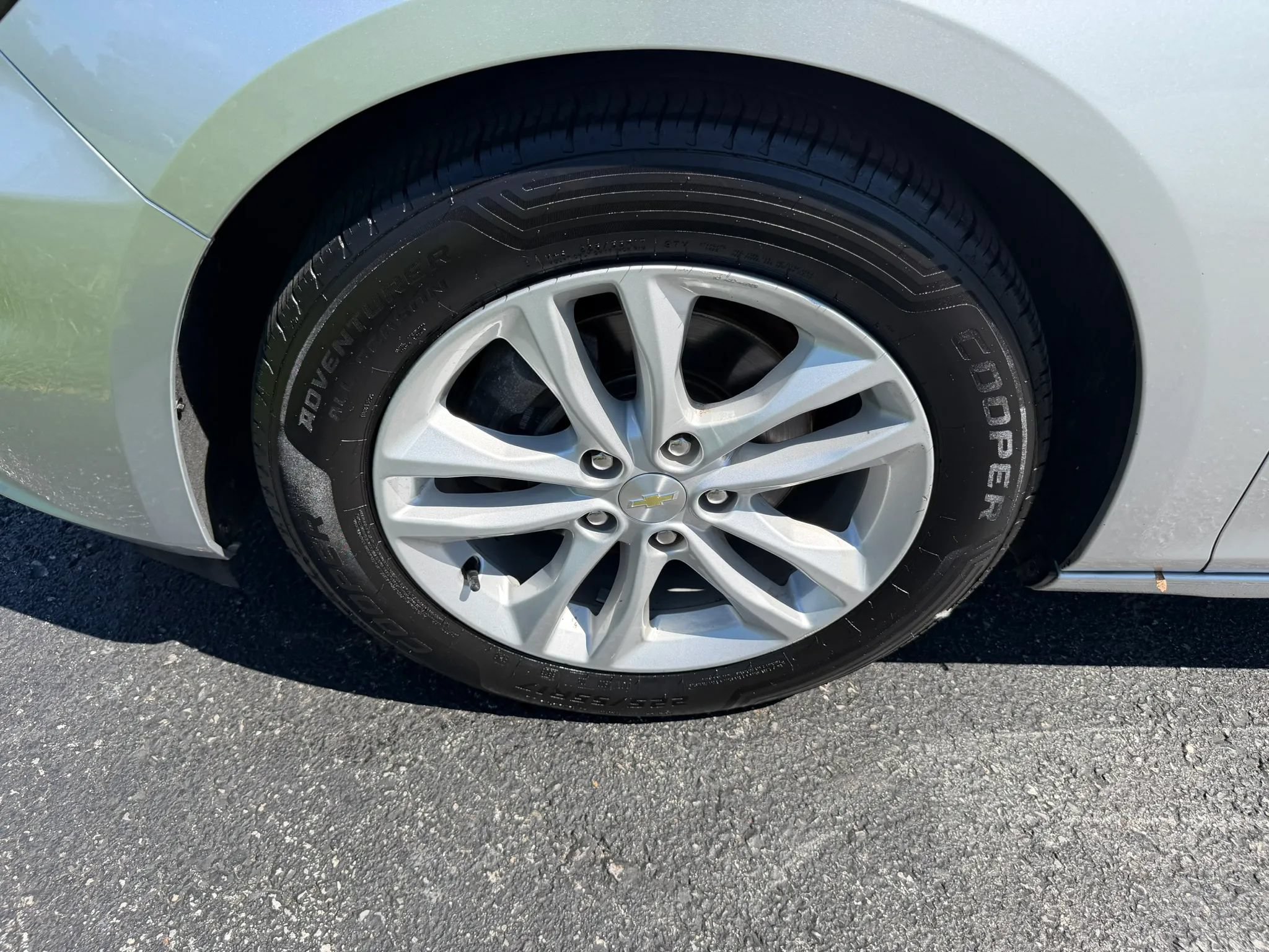 Used 2018 Chevrolet Malibu LT FWD image 31