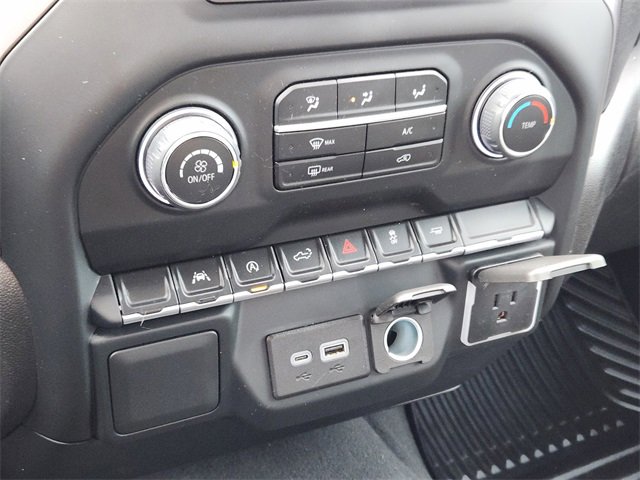 Used 2024 Chevrolet Silverado 1500 Custom image 19
