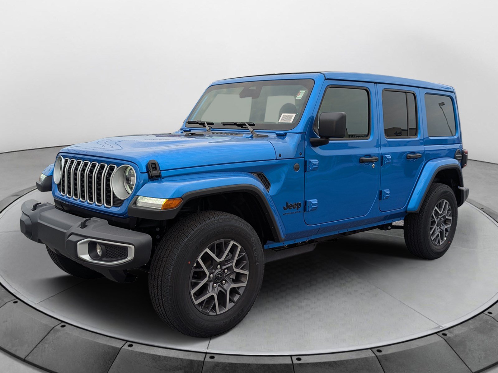 New 2026 Jeep Wrangler Unlimited Sahara AWD/4WD image 6