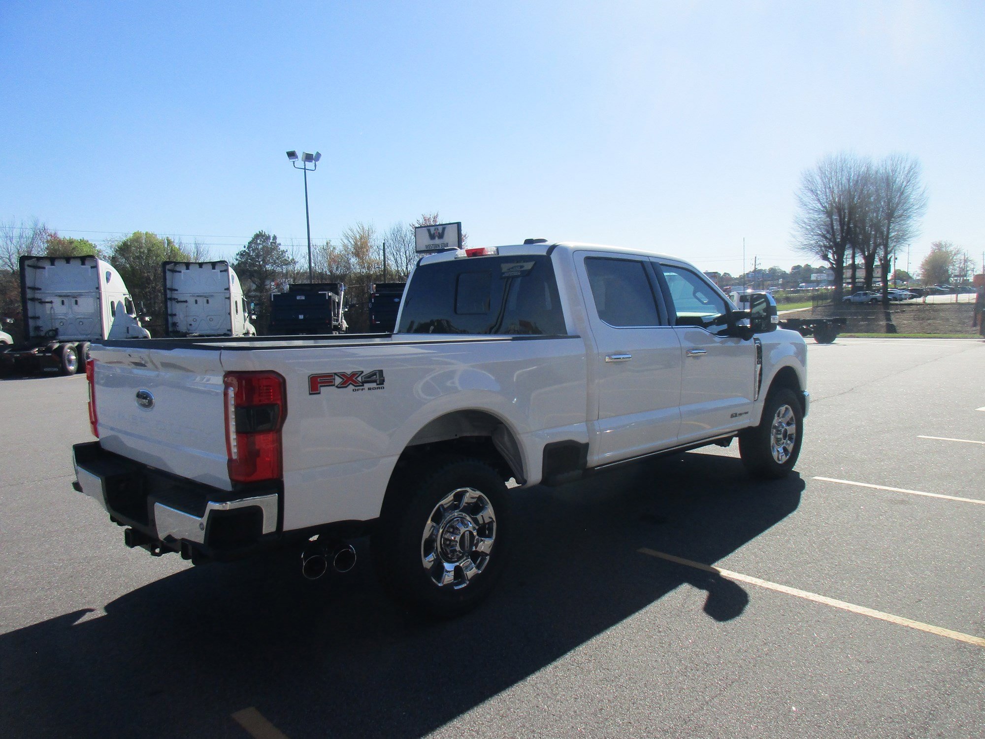 New 2026 Ford F350 Lariat w/ Lariat Ultimate Package AWD/4WD image 6